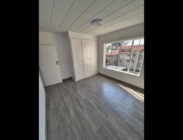 2 BEDROOM PROPERTY TO RENT IN PAULSHOF